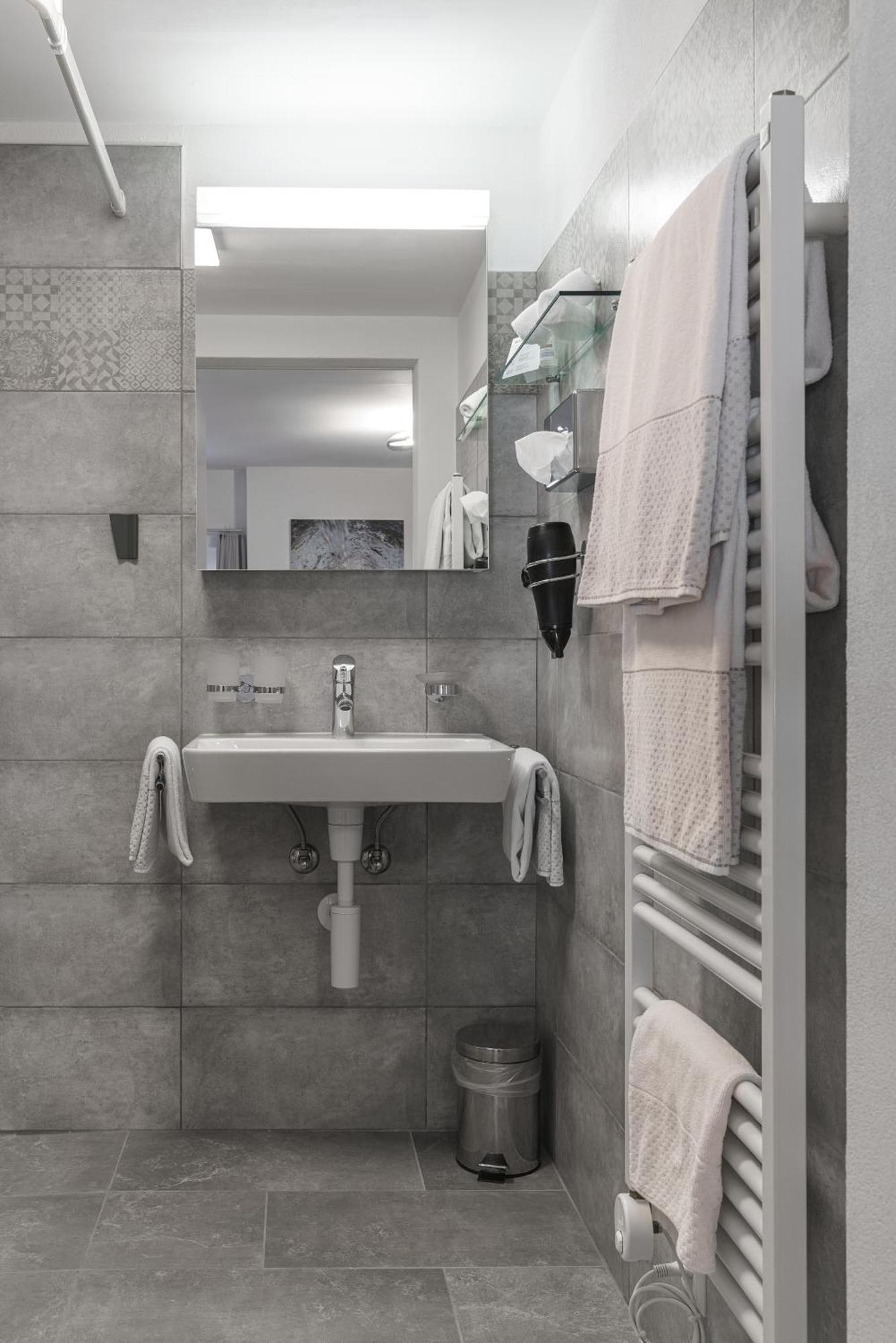Ca' Del Borgo, Rooms & Suites Poschiavo Buitenkant foto
